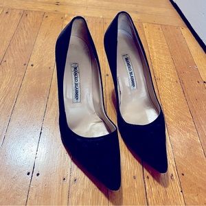 Black satin Manolo Blahnik pumps